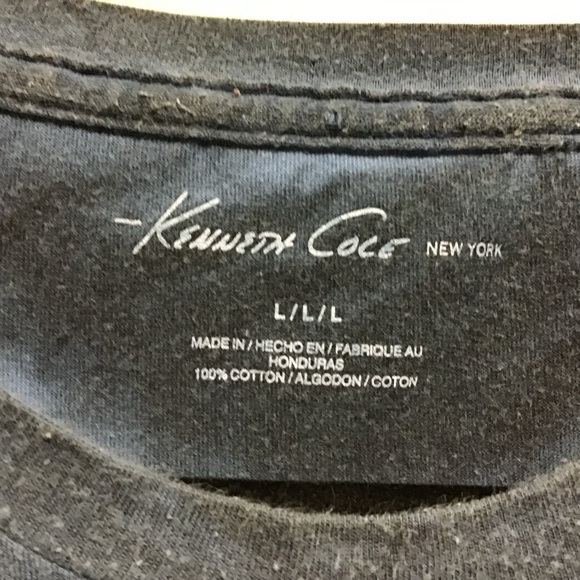 Kenneth Cole Tee Graphic Honor & Dignity Large - Picture 3 of 4